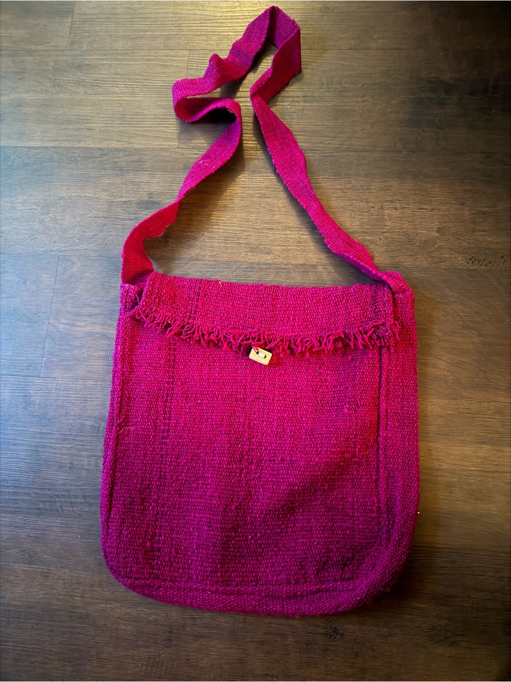 Peruvian Handwoven Magenta Crossbody Bag - Casual Shoulder Tote